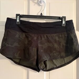 Lululemon Women’s Shorts - Speed Up Low Rise Lined 2.5 Inch